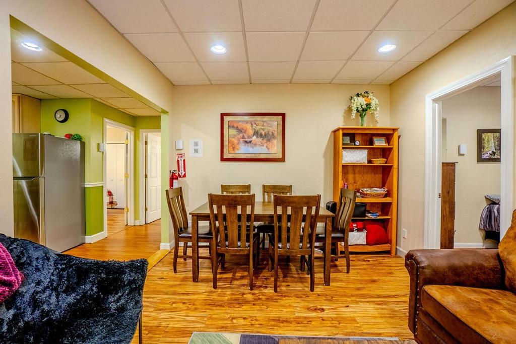 Hidden Gem, 3 Bed Cozy Condo - Dogs Welcomed Bayfield Extérieur photo